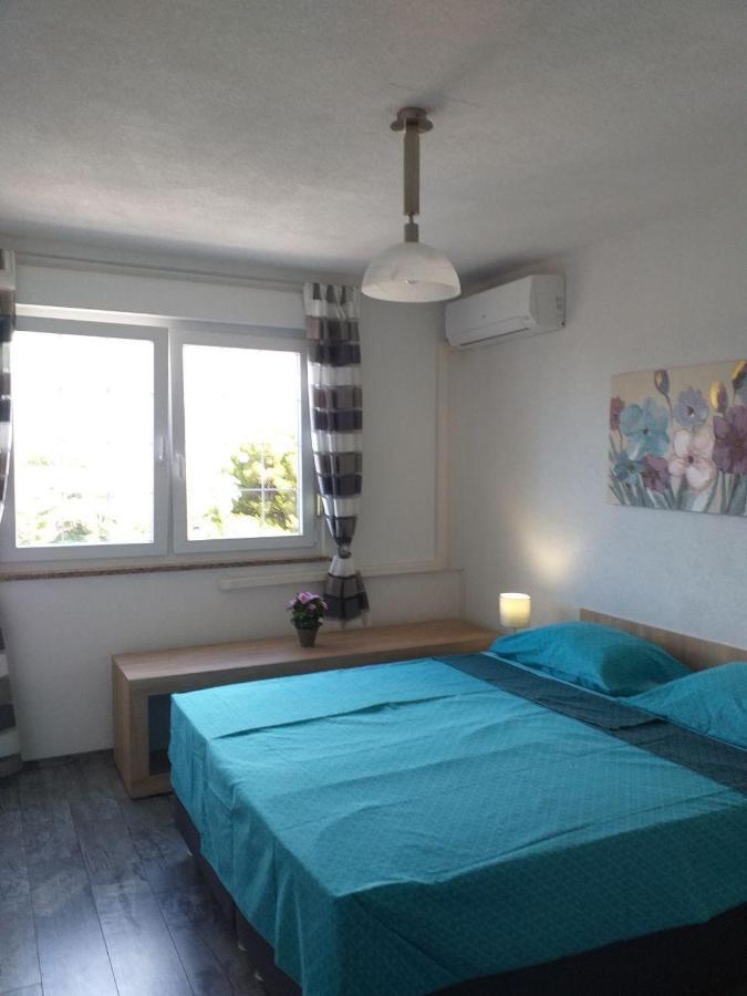 Popovic Apartment Pula Luaran gambar