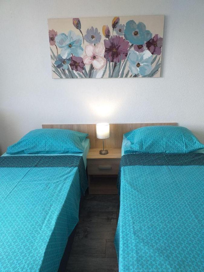 Popovic Apartment Pula Luaran gambar